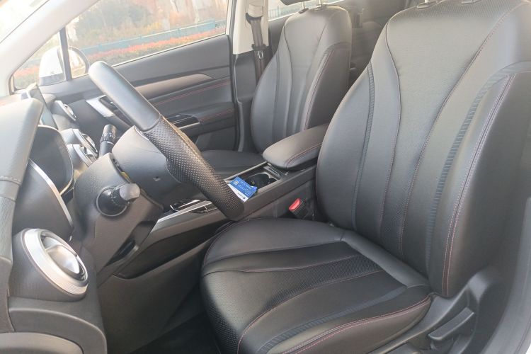 北京汽车 绅宝D50 2019款 1.5T CVT尊贵版 国VI中控内饰19