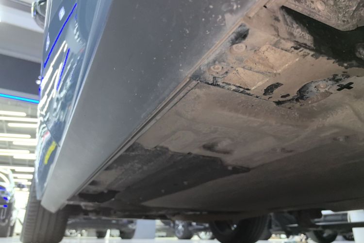 理想汽车 理想ONE 2021款 增程6座版局部细节9002