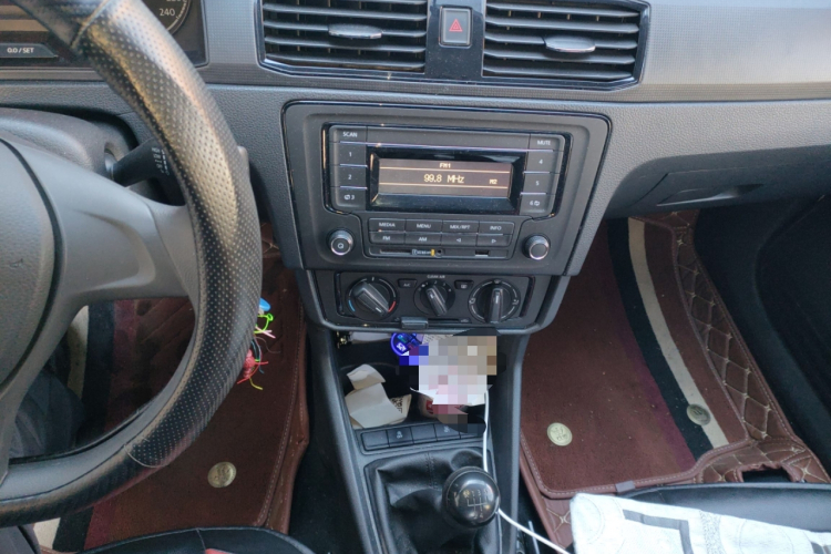 大众 桑塔纳 2021款 1.5L 手动风尚版中控内饰16