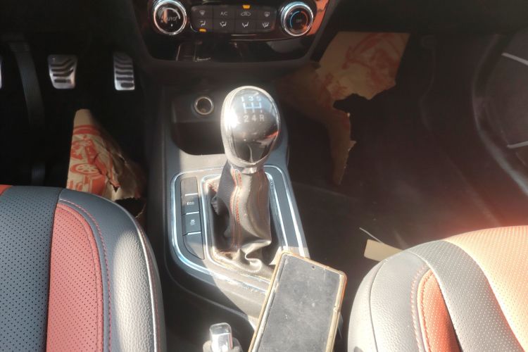 江汽集团 瑞风S2 2018款 智驱版 1.5L 手动豪华智能型局部细节18