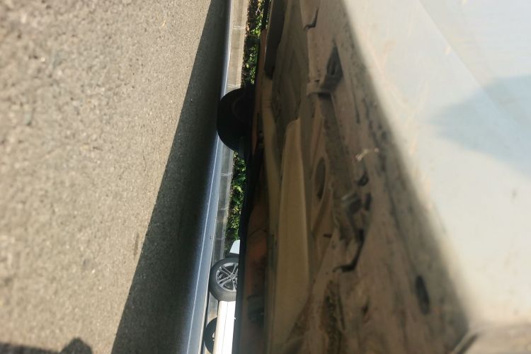 丰田 逸致 2011款 180E CVT精英版局部细节9001