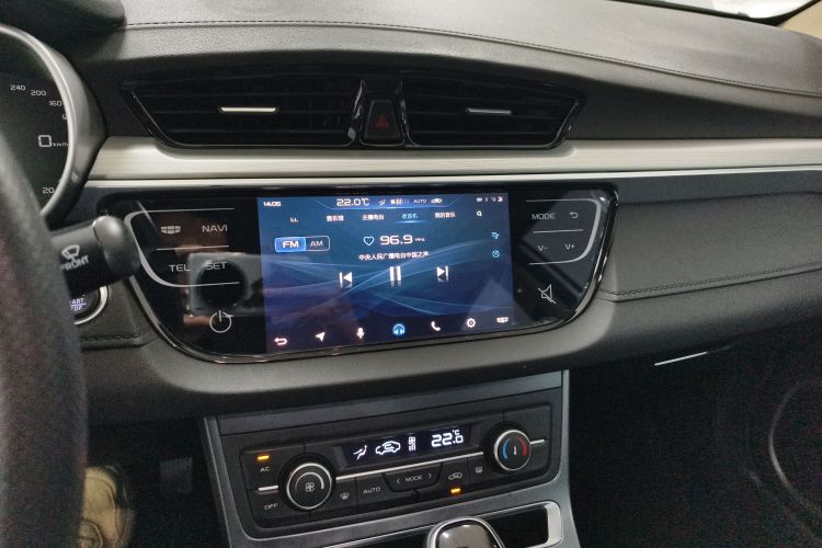 吉利汽车 帝豪 2018款 1.5L CVT向上互联版中控内饰16