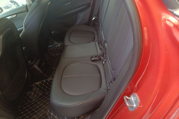 宝马2系旅行车 2016款 218i 运动设计套装中控内饰21