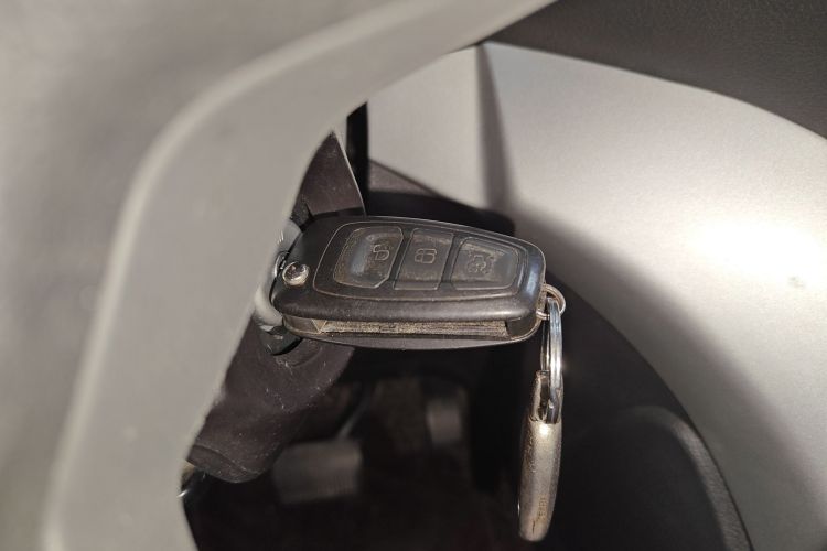 福特 翼虎 2015款 1.5L GTDi 两驱风尚型中控内饰11