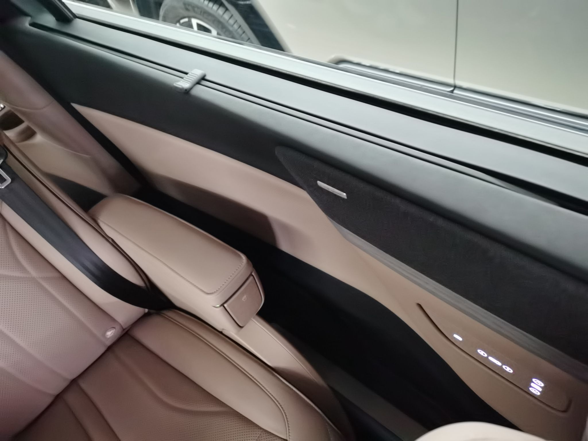 小鹏X9 2024款 702超长续航Max