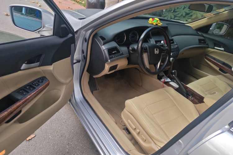 本田 雅阁 2011款 2.0L EX中控内饰7003