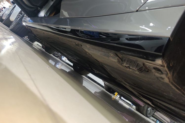 宝马5系 2024款 530Li 领先型 M运动套装局部细节9002