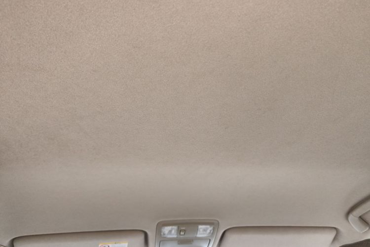 丰田 凯美瑞 2013款 200E 经典精英版中控内饰22