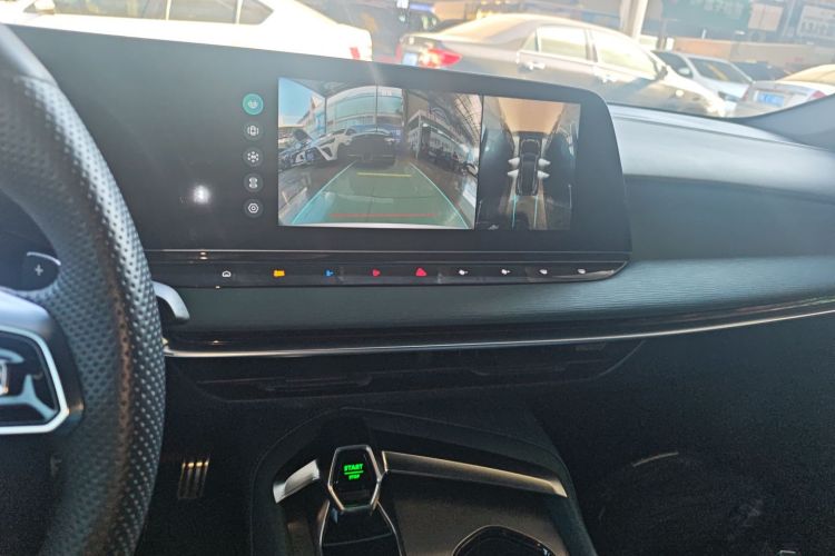 名爵 MG7 2023款 1.5T DCT至美优雅版中控内饰16