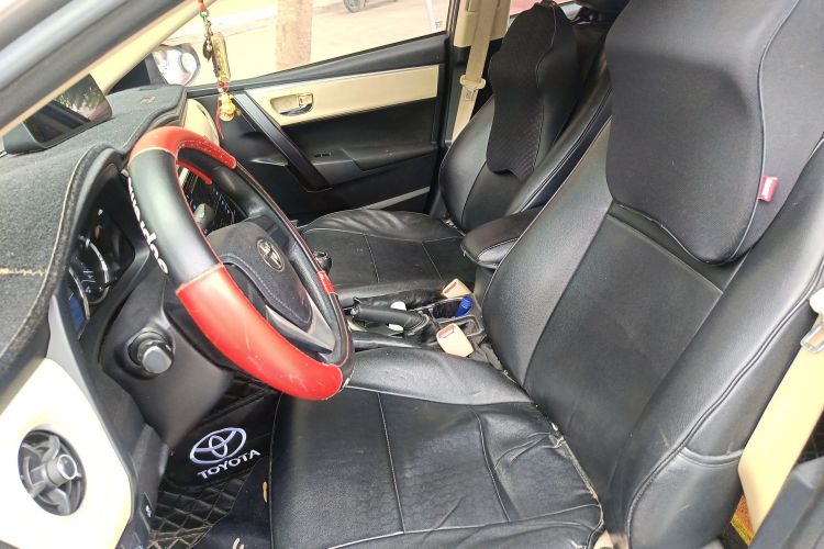 丰田 卡罗拉 2017款 改款 1.2T 手动GL中控内饰19