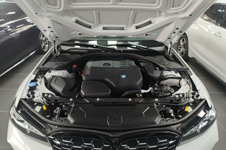 宝马3系 2024款 325i M运动曜夜套装局部细节24