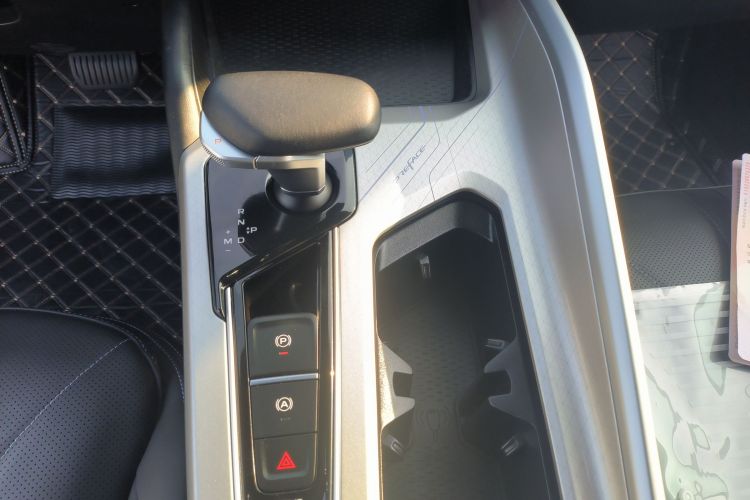 吉利汽车 星瑞 2025款 东方曜 1.5TD 扶摇版中控内饰18