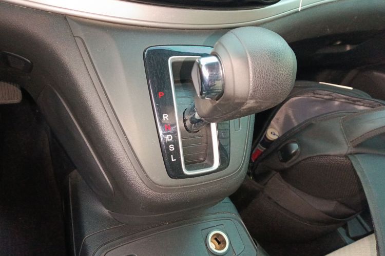 本田CR-V 2016款 2.0L 两驱都市版局部细节18