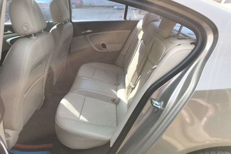 别克 君威 2014款 2.0L 领先时尚型中控内饰21