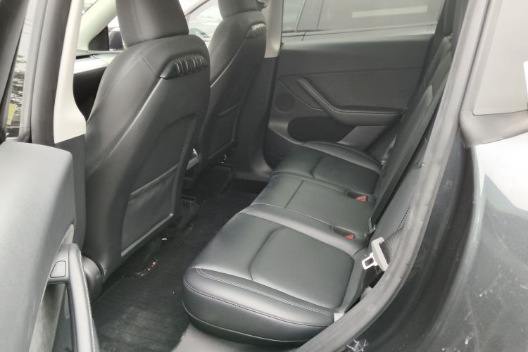 特斯拉 Model Y 2024款 后轮驱动版中控内饰7004