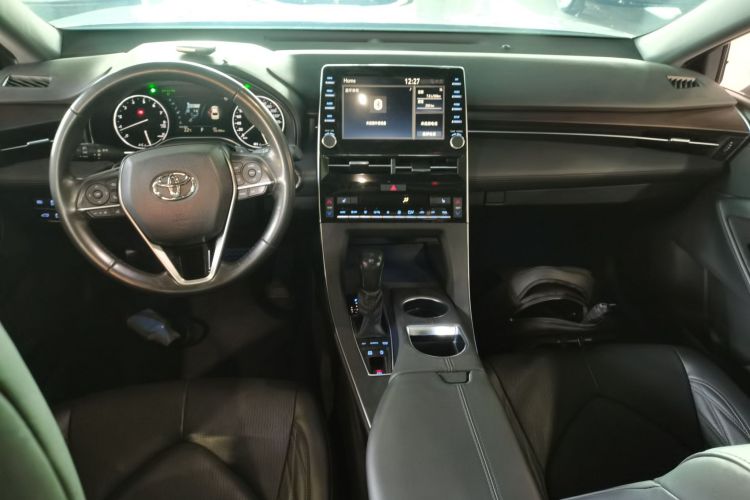 丰田 亚洲龙 2019款 2.5L Touring尊贵版 国VI中控内饰12