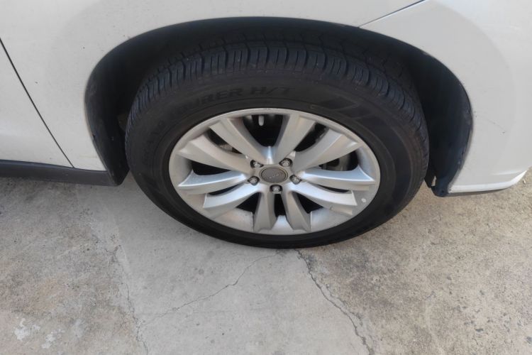 哈弗H2 2016款 红标 1.5T 自动两驱豪华型车身外观10