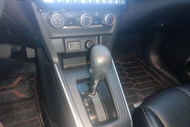 日产 轩逸 2022款 经典 1.6XE CVT舒适版局部细节18