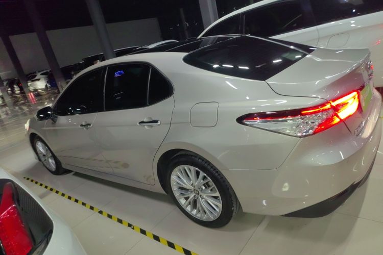 丰田 凯美瑞 2019款 2.5G 豪华版 国VI车身外观4