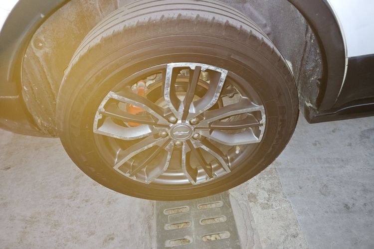 陆风X7 2018款 劲越 1.5T 全景至尊型车身外观6003