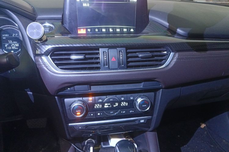 马自达 阿特兹 2017款 2.5L 蓝天运动版中控内饰16