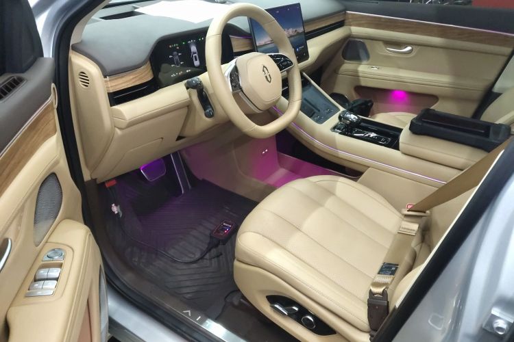 鸿蒙智行 问界M7 2024款 1.5T 四驱Plus版 5座中控内饰20