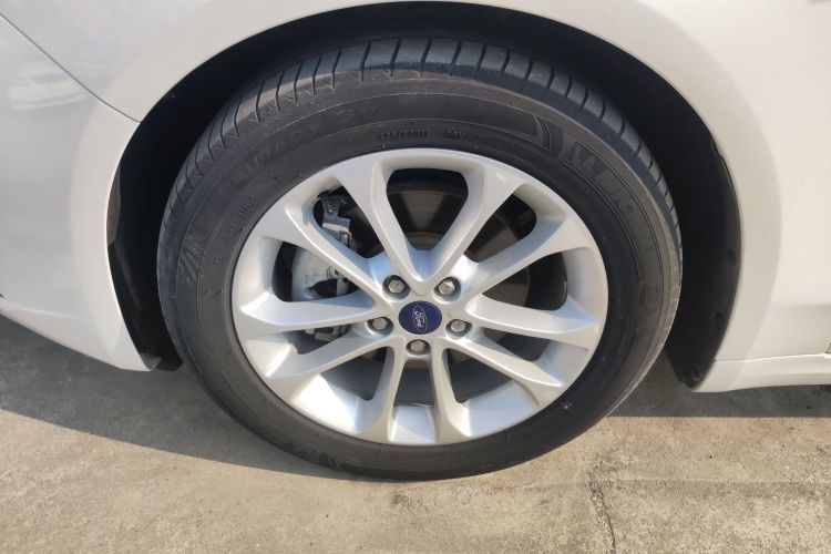 福特 蒙迪欧 2020款 EcoBoost 200 时尚型车身外观6007