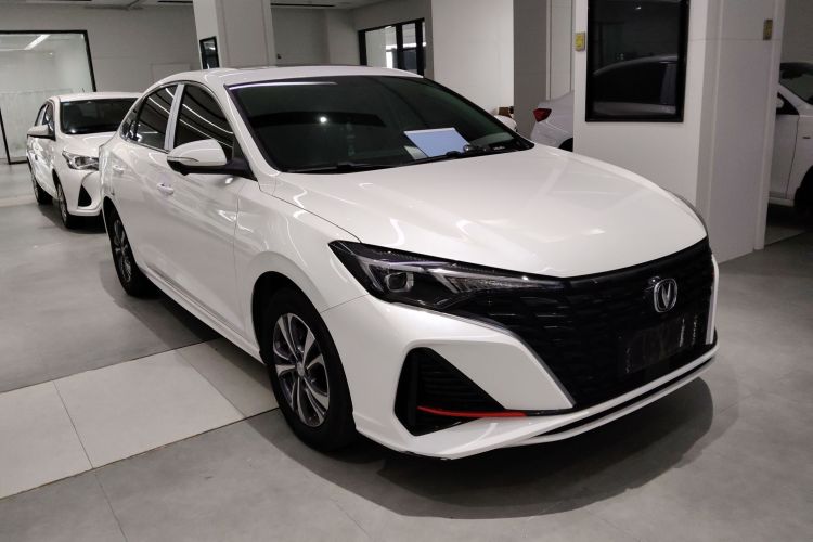 长安 逸动 2024款 PLUS 蓝鲸NE 1.4T GDI DCT高能版车身外观6002