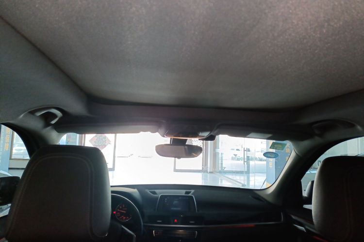 宝马X1 2018款 sDrive18Li 尊享型中控内饰22