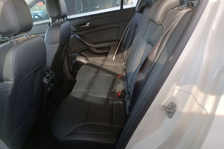 观致5 2018款 改款 1.6T 自动领先型中控内饰21