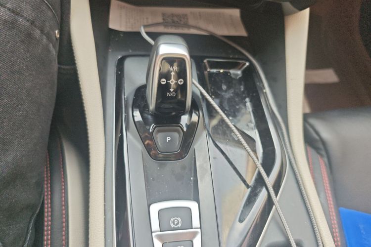 领克02 2021款 1.5T DCT两驱耀Pro中控内饰18