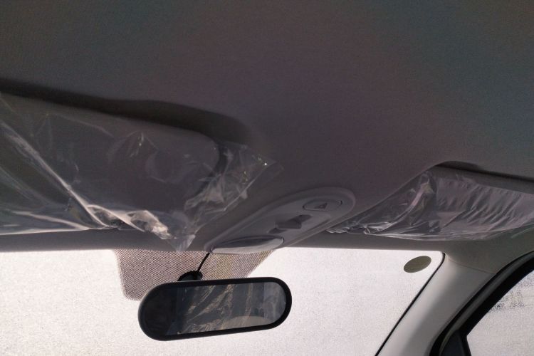 奔腾小马 2025款 222km 灵动马中控内饰22