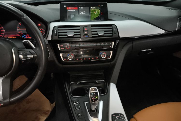 宝马3系GT 2019款 320i M运动型局部细节16