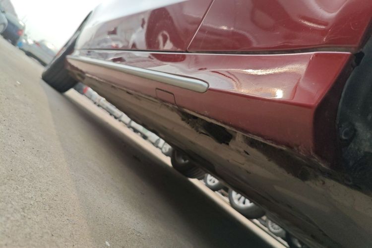 奔驰C级 2021款 C 260 L 运动版局部细节9001