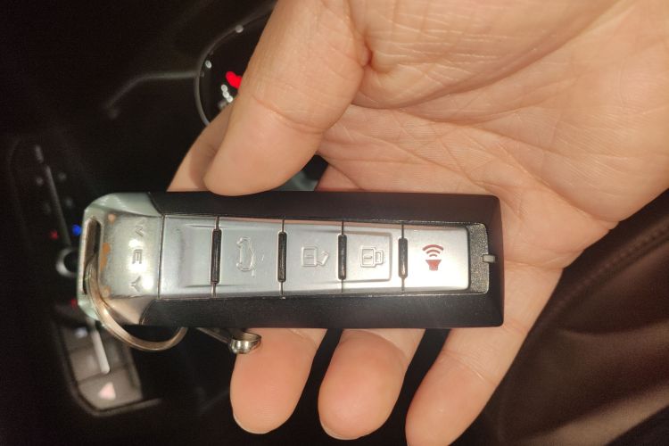 魏牌 VV6 2021款 2.0T 两驱智护+中控内饰11