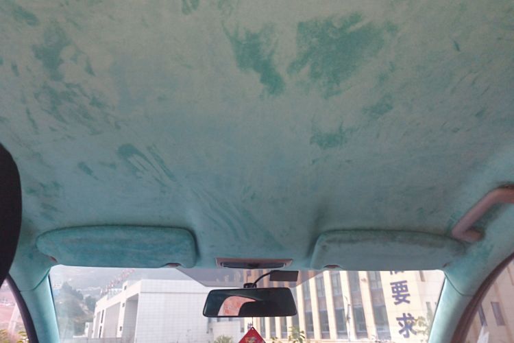 福特 福克斯 2013款 两厢经典 1.8L 手动基本型中控内饰22