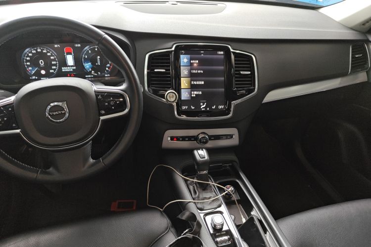 沃尔沃XC90 2017款 T6 智逸版 7座局部细节16