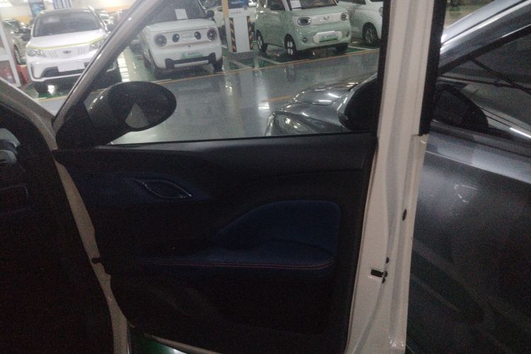 比亚迪 海鸥 2025款 305km 活力版中控内饰7005