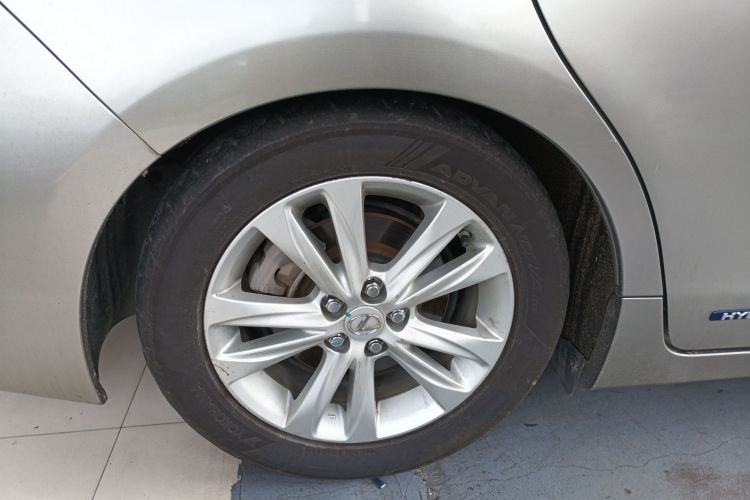 雷克萨斯CT 2014款 CT200h 精英版 单色车身外观6008