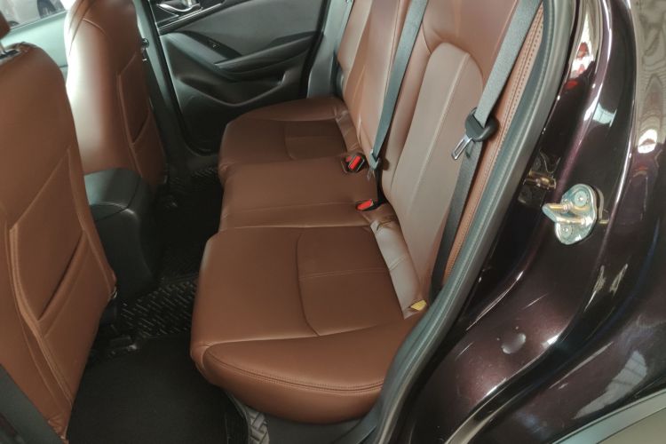 马自达CX-4 2021款 2.0L 自动两驱蓝天活力版中控内饰7004