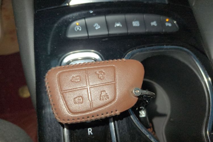 别克 2022款 昂科威S 四驱Avenir艾维亚中控内饰11