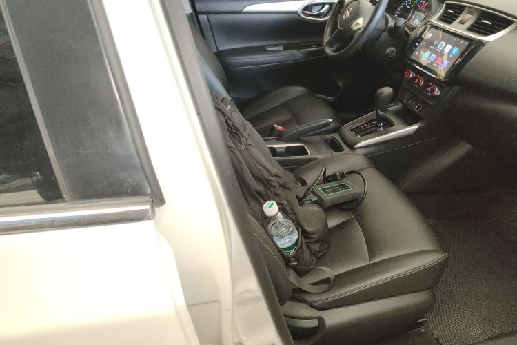 日产 轩逸 2021款 经典 1.6XE CVT专享版局部细节41