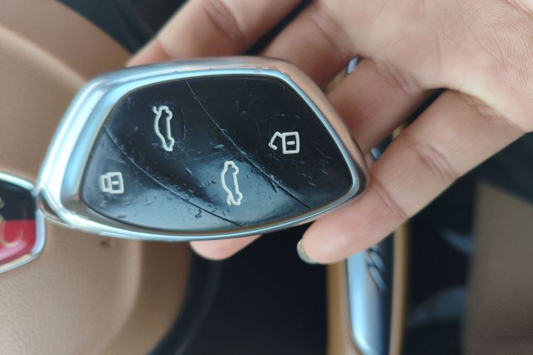 荣威MARVEL X 2018款 后驱版中控内饰11