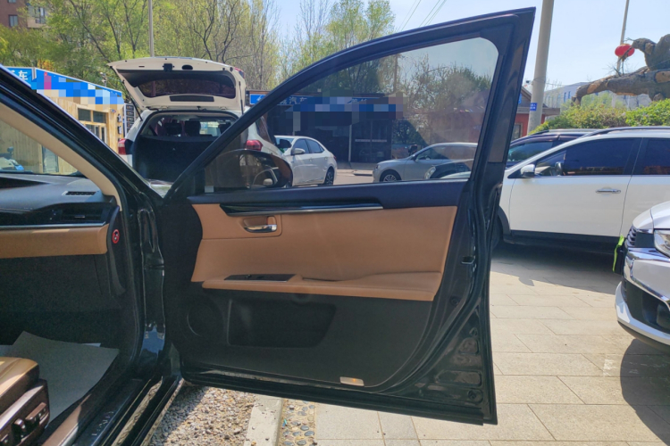 雷克萨斯ES 2016款 200 Midnight特别限量版中控内饰42