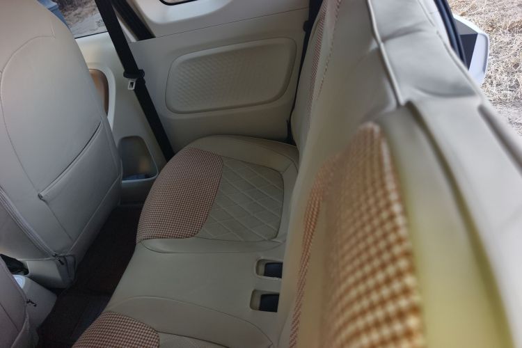 五菱汽车 宏光MINIEV 2024款 第三代 215km 青春版中控内饰21