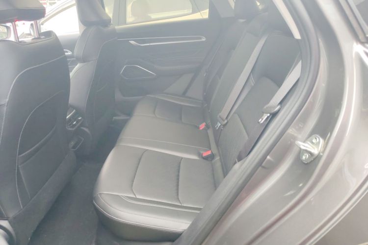 吉利汽车 帝豪 2022款 第4代 1.5L CVT尊贵型中控内饰7004