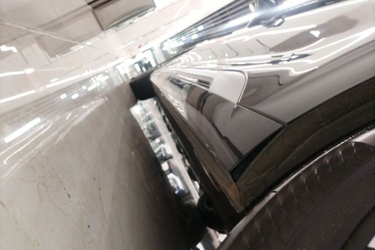 腾势D9 2024款 DM-i 980 四驱尊荣型局部细节9002