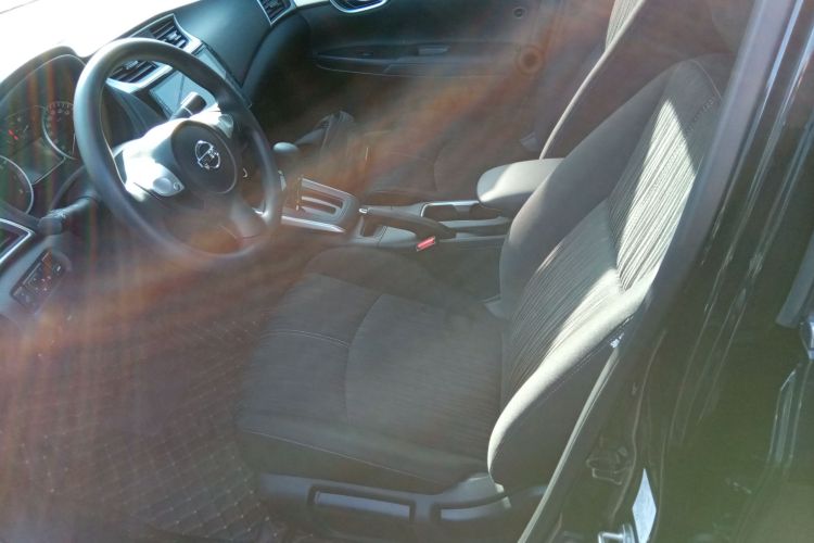 日产 轩逸 2024款 经典 1.6XE CVT舒适版局部细节19