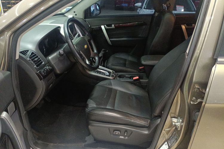 雪佛兰 科帕奇 2015款 2.4L 四驱旗舰版 7座局部细节19