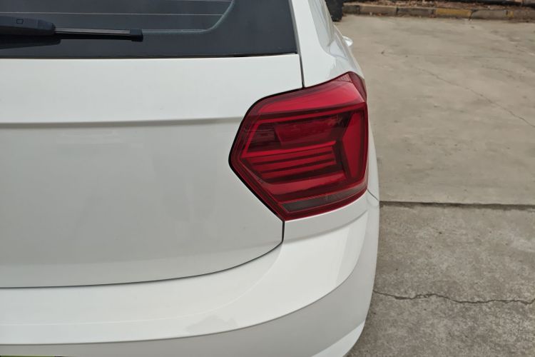 大众 Polo 2021款 Plus 1.5L 自动全景乐享版车身外观9